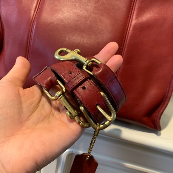 COACH 9995 LG Vtg Red Leather Bucket Satchel Bag w Cross-body Shoulder Strap - Picture 12 of 13